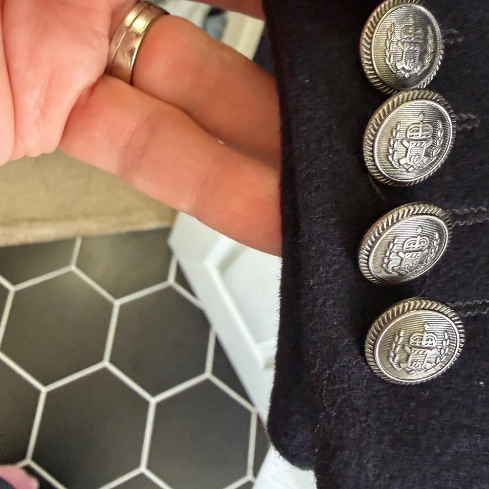 New with Tags Pierre Loren Navy Men's Blazer size 36R. Wool/Poly blend. Gorgeous - Picture 6 of 8